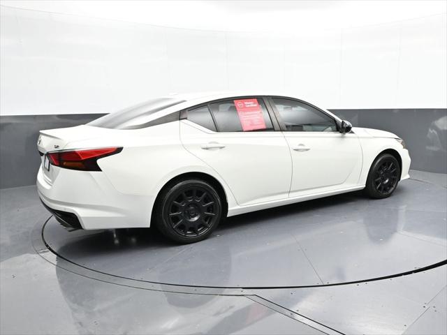 2021 Nissan Altima SR FWD