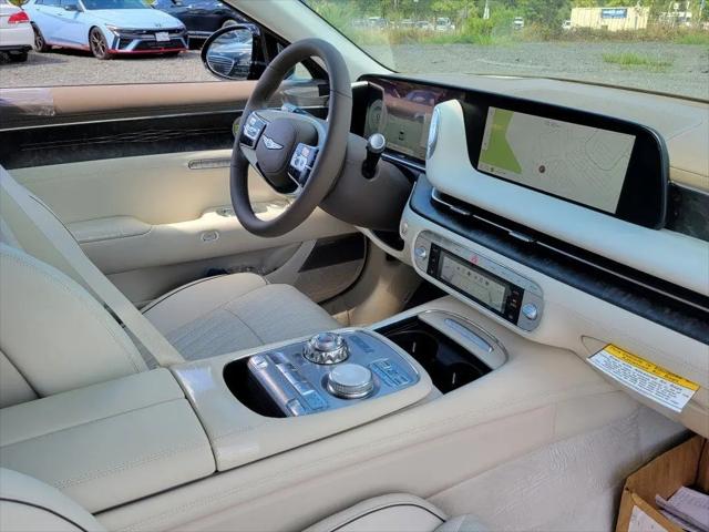 2026 Genesis G90 e-SC