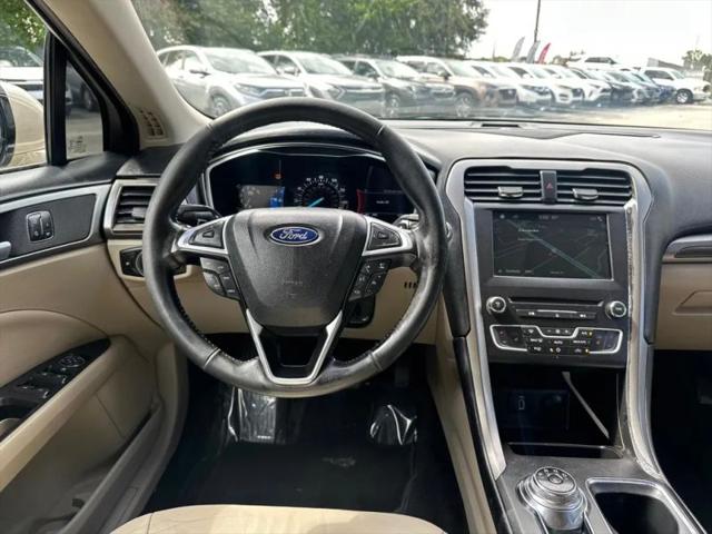 2017 Ford Fusion SE
