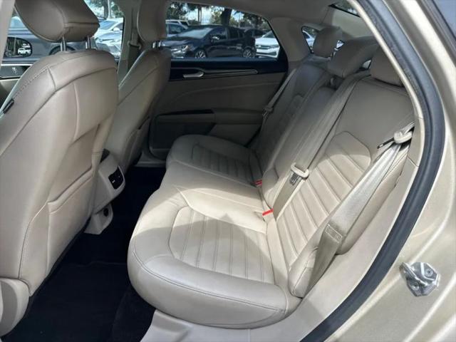 2017 Ford Fusion SE