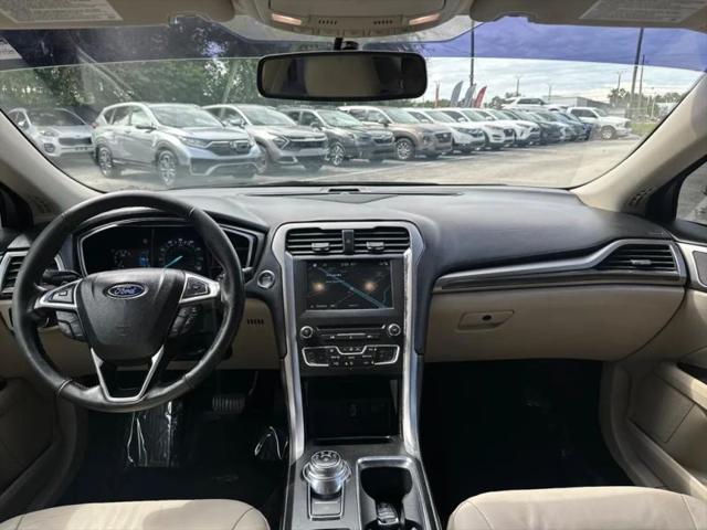 2017 Ford Fusion SE