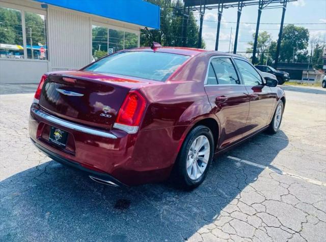 2018 Chrysler 300 Touring