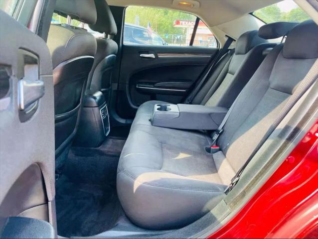 2018 Chrysler 300 Touring