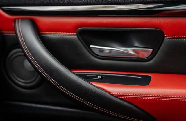 2015 BMW M4 Base