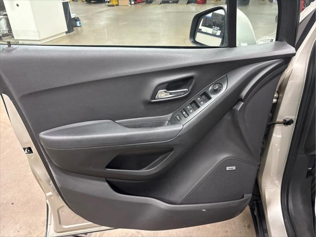 Used 2016 Chevrolet Trax LT For Sale in Wilmington, OH