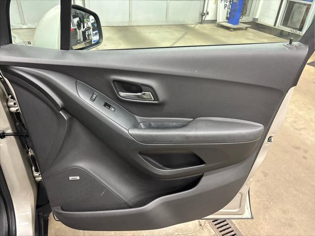 Used 2016 Chevrolet Trax LT For Sale in Wilmington, OH