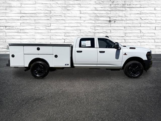 2025 RAM 3500 Chassis Tradesman/Big Horn