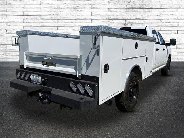 2025 RAM 3500 Chassis Tradesman/Big Horn