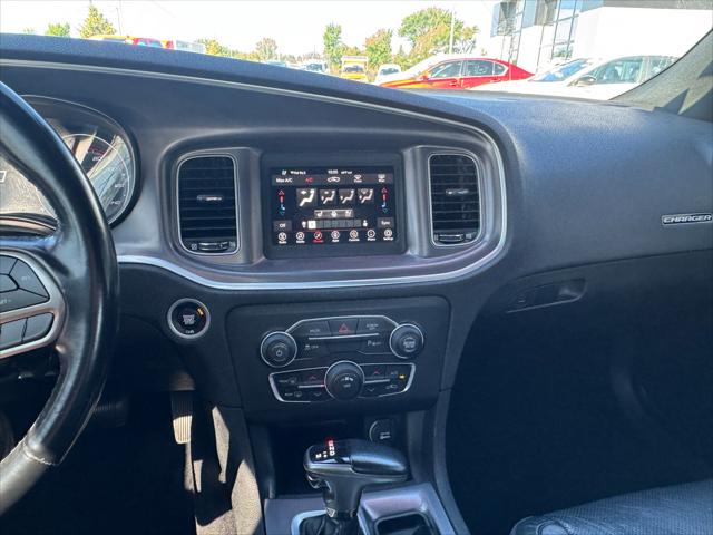 2020 Dodge Charger SXT RWD