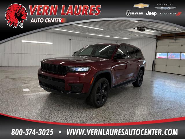 2023 Jeep Grand Cherokee L Altitude 4x4 2023 Jeep Grand Cherokee L Altitude 4x4