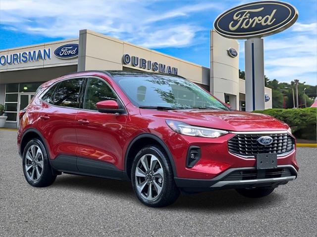 2025 Ford Escape Platinum