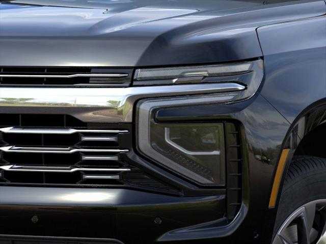 2025 Chevrolet Suburban 4WD Premier