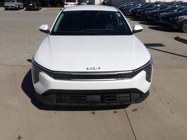 2025 Kia K4 LX