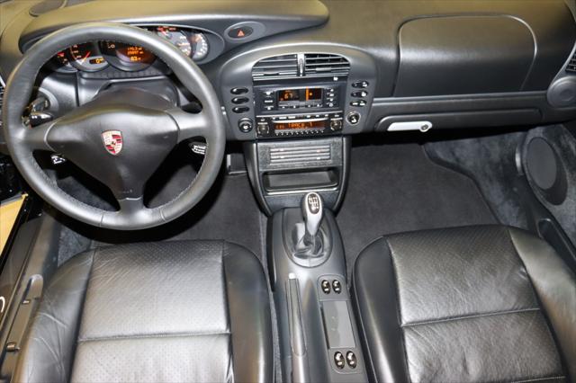 2003 Porsche 911 Carrera