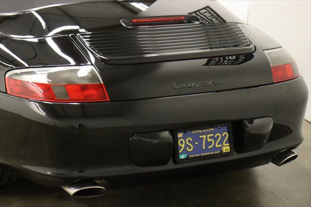 2003 Porsche 911 Carrera