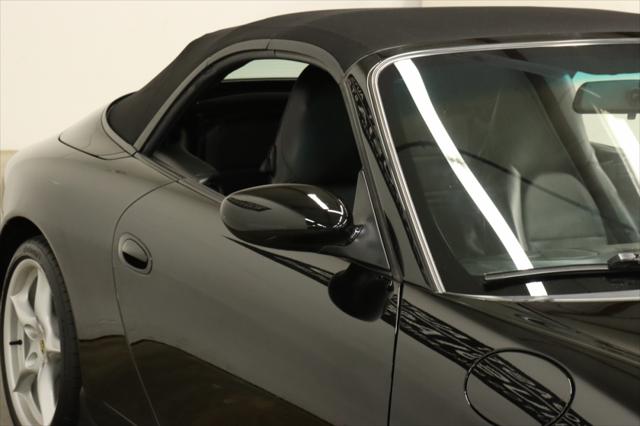 2003 Porsche 911 Carrera