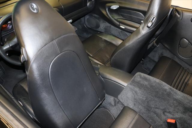 2003 Porsche 911 Carrera