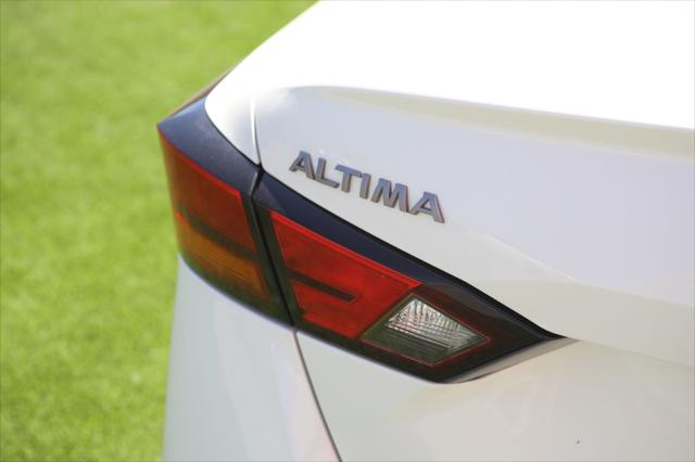 2024 Nissan Altima SR FWD