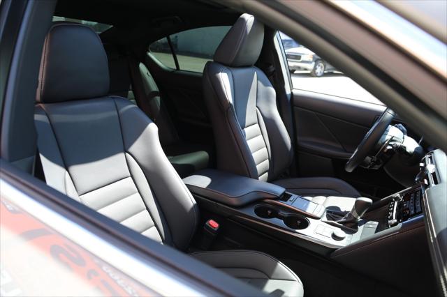 2024 Lexus IS 350 F SPORT