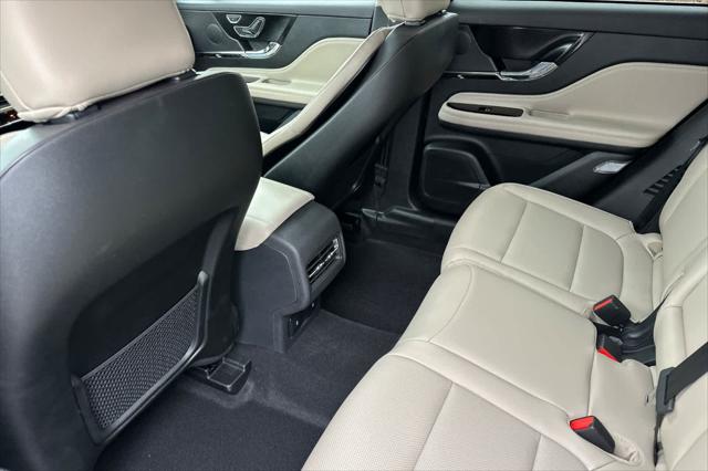 2025 Lincoln Corsair Premiere