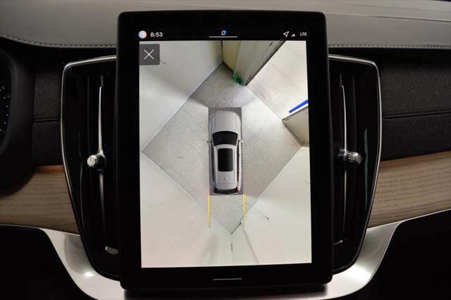 2026 Volvo XC90 Plus, B6 AWD Gas mild hybrid, Gasoline, Bright, 7 Seats