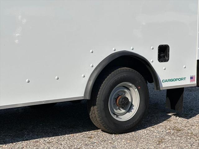 2026 Ford E-350 Cutaway Base Cutaway