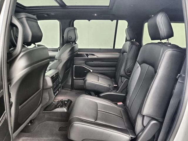 2025 Jeep Wagoneer Super 4x4