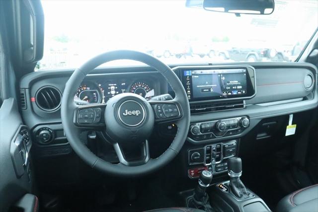 2025 Jeep Gladiator GLADIATOR RUBICON 4X4