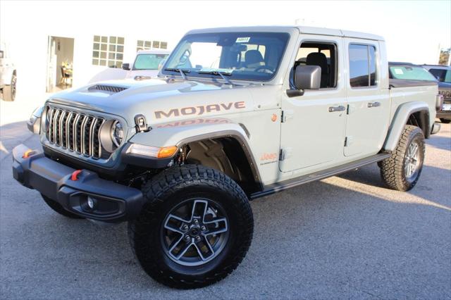 2025 Jeep Gladiator GLADIATOR MOJAVE 4X4