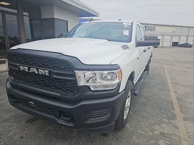 2022 RAM 3500 Tradesman Crew Cab 4x2 8 Box