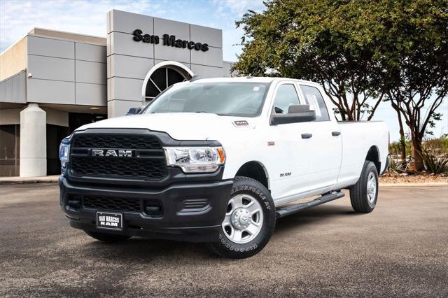 2022 RAM 3500 Tradesman Crew Cab 4x2 8 Box 2022 RAM 3500 Tradesman Crew Cab 4x2 8 Box