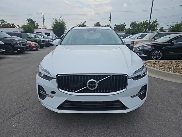 2022 Volvo XC60 B5 Momentum