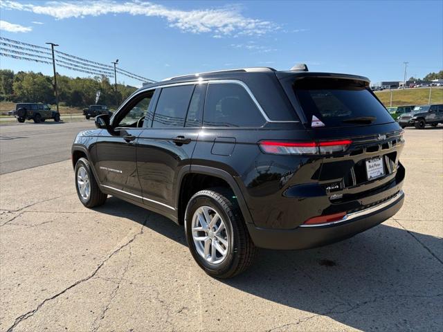 2025 Jeep Grand Cherokee GRAND CHEROKEE LAREDO X 4X4 2025 Jeep Grand Cherokee GRAND CHEROKEE LAREDO X 4X4