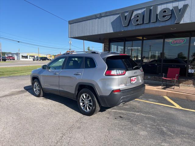 2021 Jeep Cherokee Latitude Lux 4X4 2021 Jeep Cherokee Latitude Lux 4X4