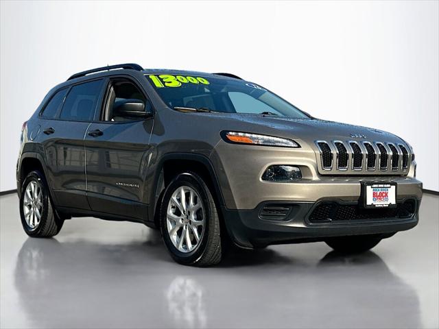 2016 Jeep Cherokee Sport