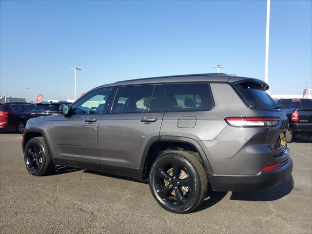 2023 Jeep Grand Cherokee L Altitude 4x2