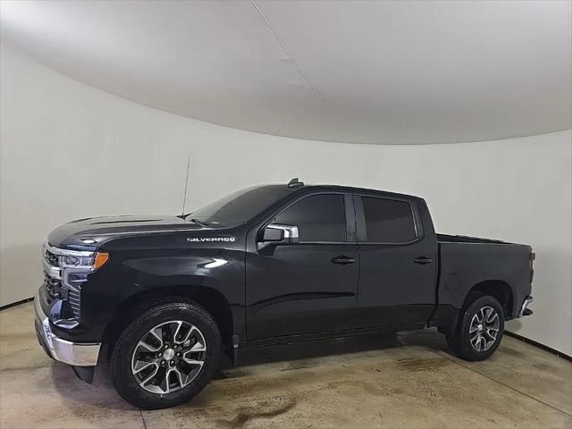 2022 Chevrolet Silverado 1500 2WD Crew Cab Short Bed LT