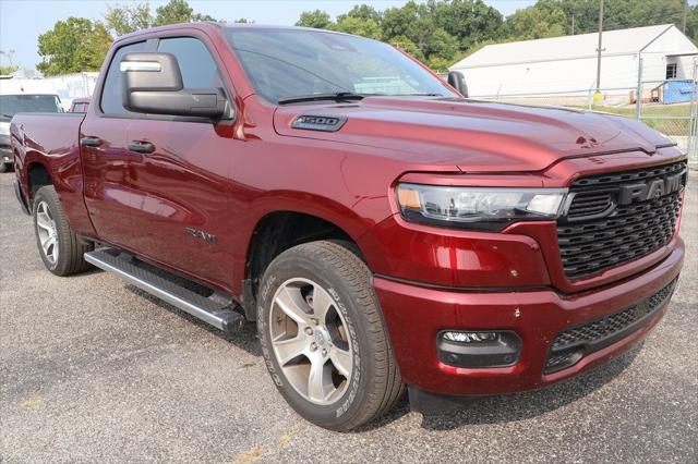 2025 RAM 1500 Tradesman Quad Cab 4x4 64 Box