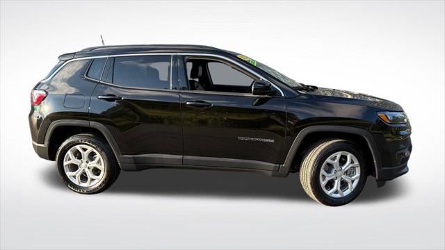 2024 Jeep Compass Latitude 4x4 2024 Jeep Compass Latitude 4x4