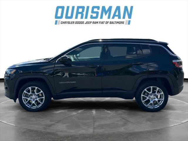 2024 Jeep Compass Latitude Lux FWD