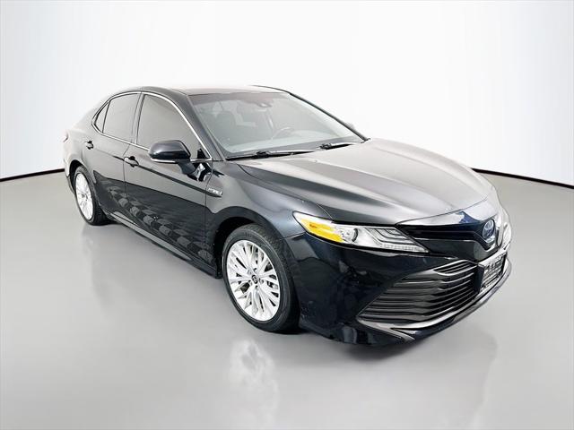2020 Toyota Camry XLE Hybrid