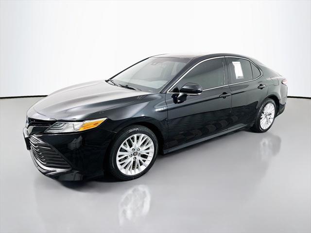 2020 Toyota Camry XLE Hybrid