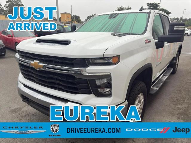 2024 Chevrolet Silverado 2500HD 4WD Crew Cab Standard Bed LT