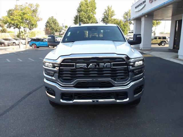 2025 RAM 2500 Tradesman Crew Cab 4x4 64 Box