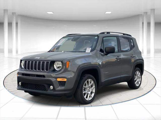 2022 Jeep Renegade Latitude 4x4 2022 Jeep Renegade Latitude 4x4