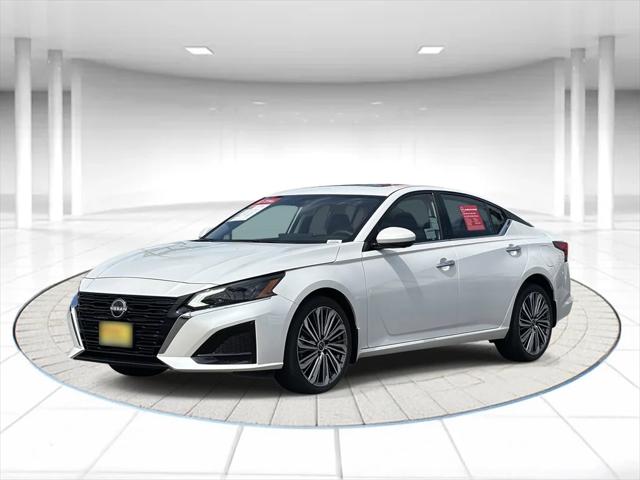 2024 Nissan Altima SL Intelligent AWD 2024 Nissan Altima SL Intelligent AWD