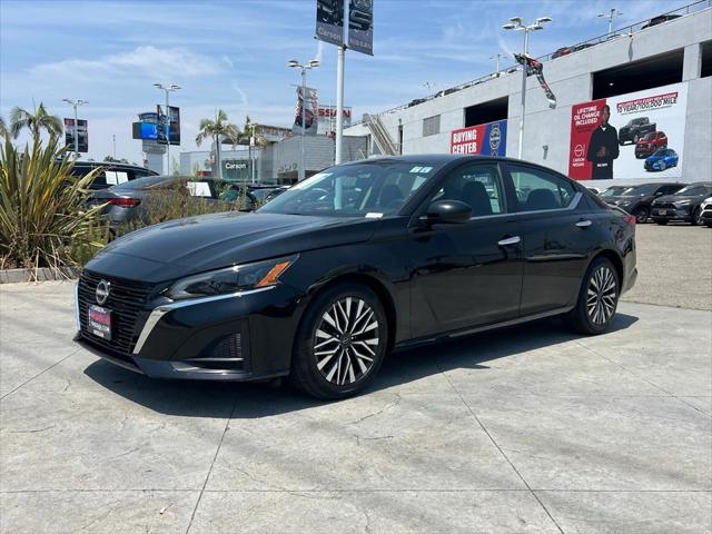 2023 Nissan Altima SV FWD
