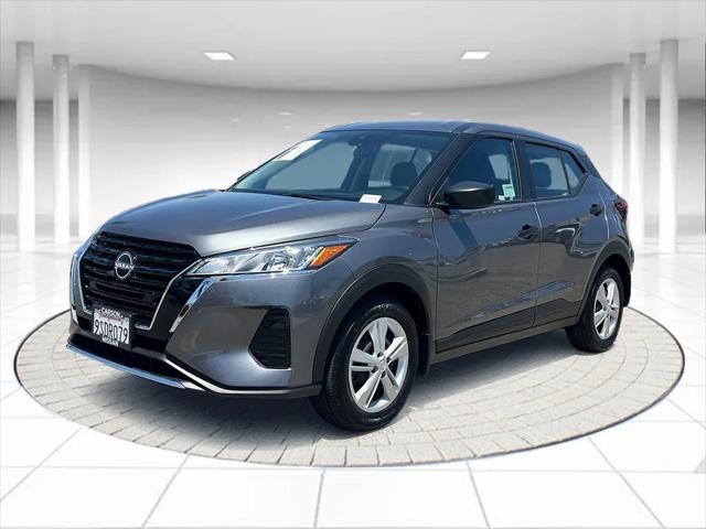 2024 Nissan Kicks S Xtronic CVT