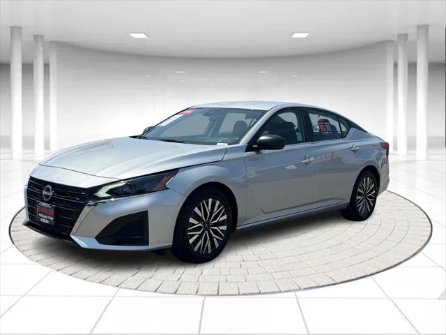 2023 Nissan Sentra SV Xtronic CVT
