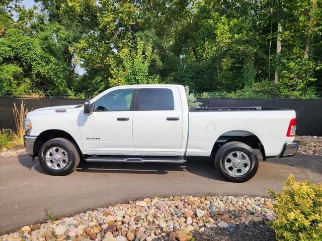 2024 RAM 2500 Big Horn Crew Cab 4x4 64 Box 2024 RAM 2500 Big Horn Crew Cab 4x4 64 Box
